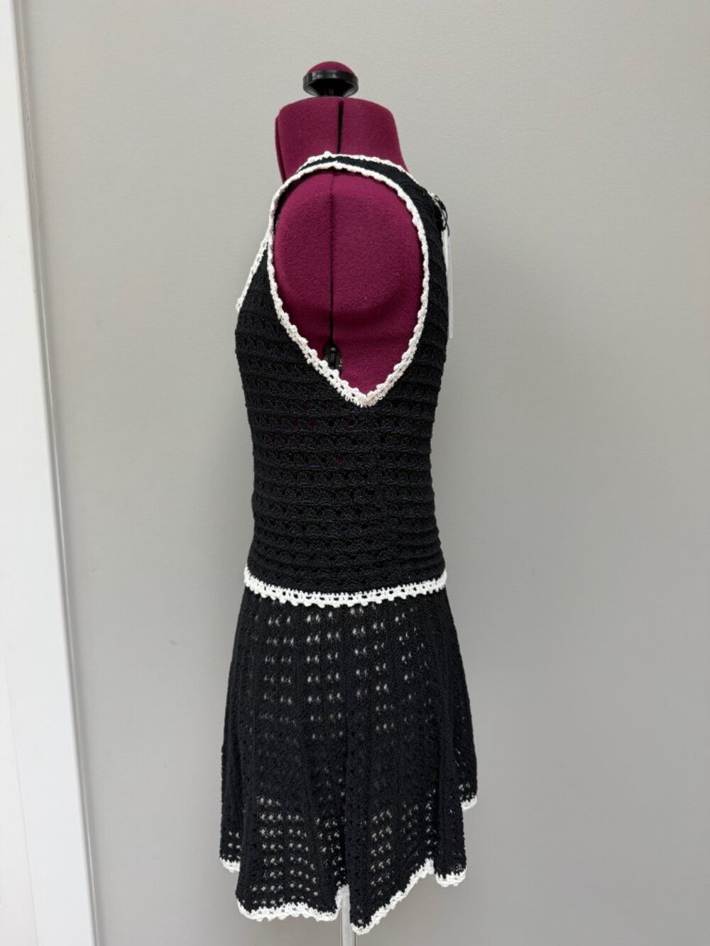 NWT Alice + Olivia "Florrie" Black Crochet Mini Skirt and Top Set - Size XS - Picture 12 of 16